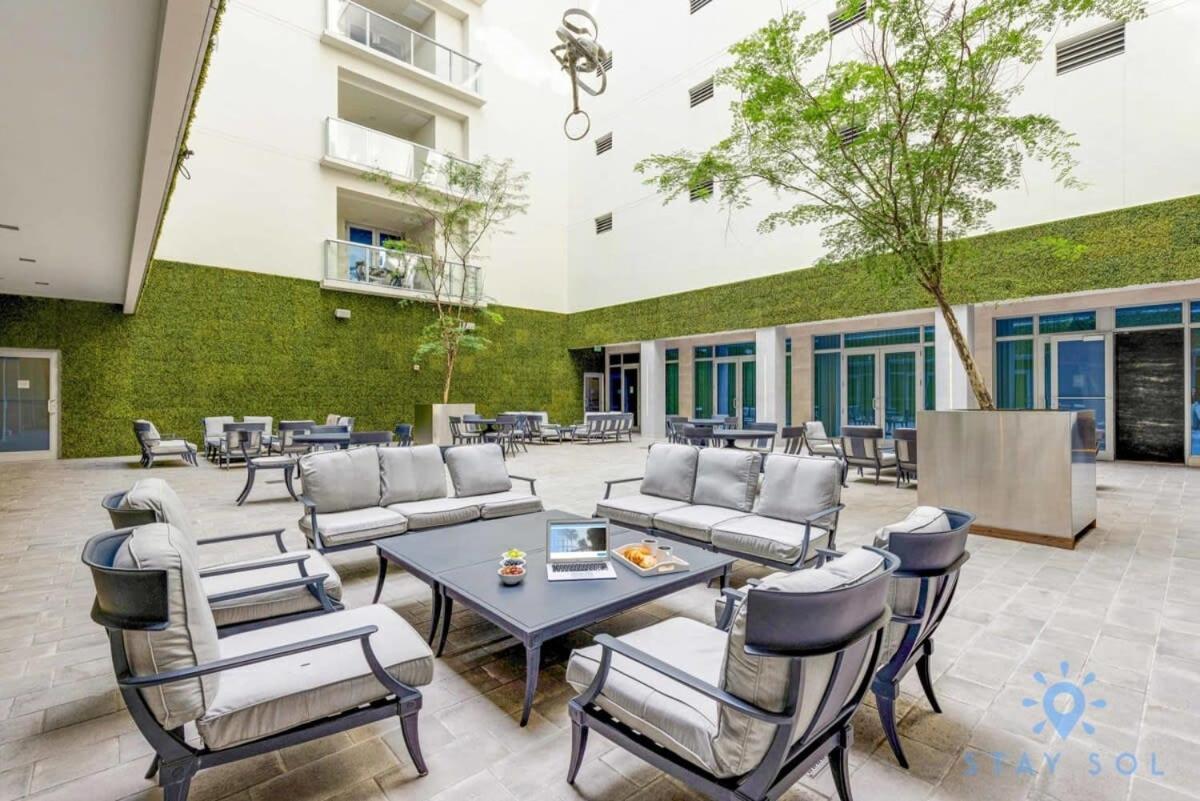 Hollywood Beach Broad - Walk - Amazing Pool - Hot Tub Apartment Exterior photo